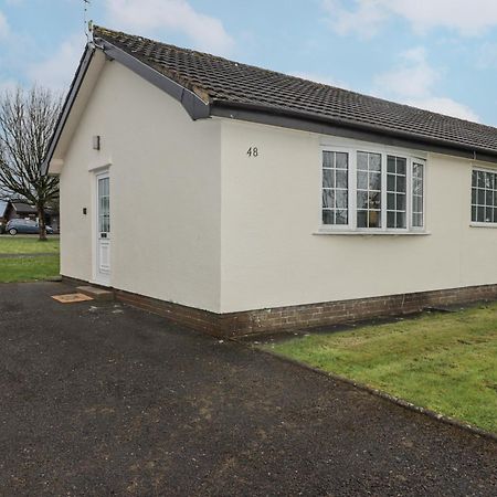 48 Gower Holiday Village Swansea Bagian luar foto