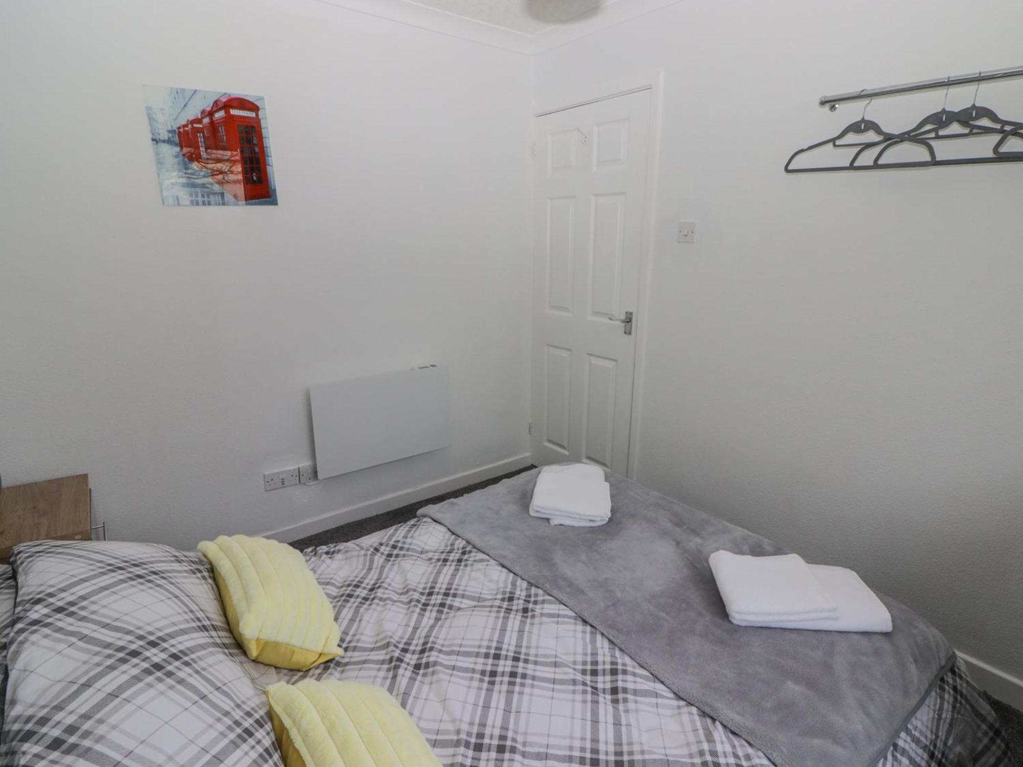48 Gower Holiday Village Swansea Bagian luar foto